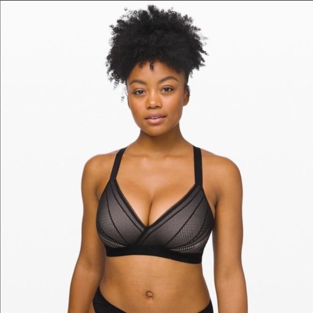 Awake to lace NWT Lululemon sports bra